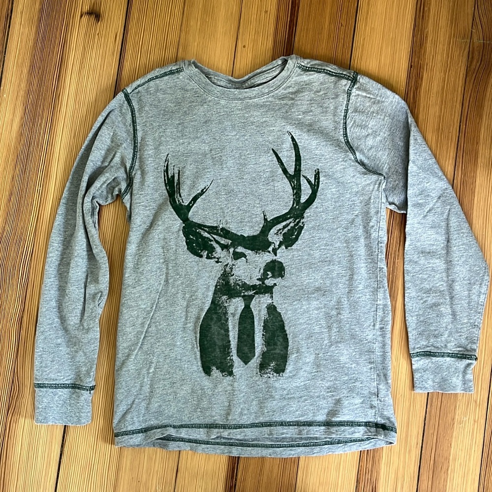 Cool deer print long sleeve tshirt